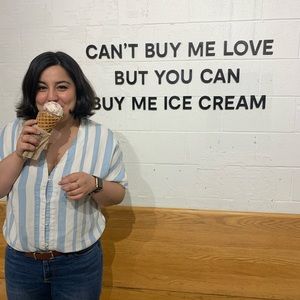 Meet your Posher, Romina